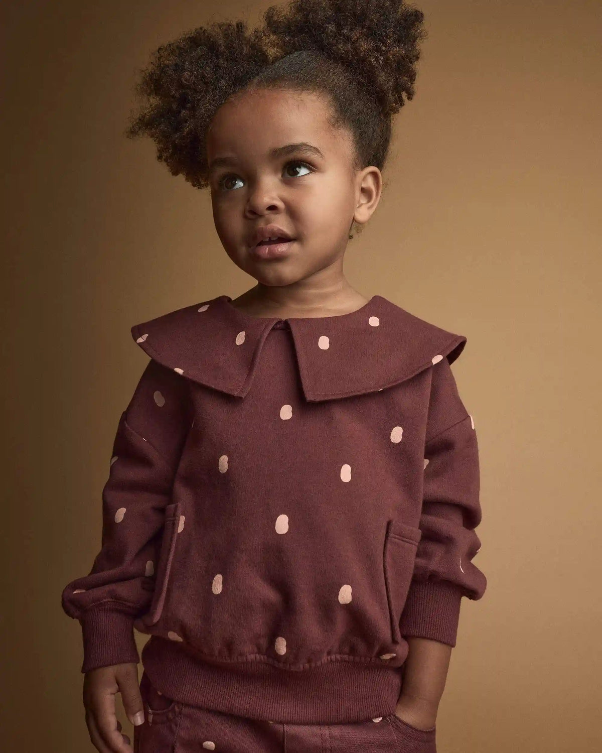 Toddler Girl Peter Pan Collar Pullover with Otter Pockets in Polka Dots - Burgundy